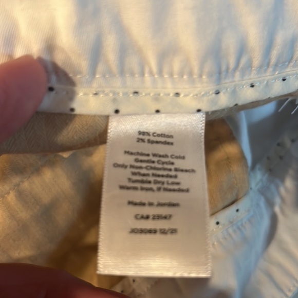 Talbots white perfect skimmer pants size 22W. - Picture 7 of 8